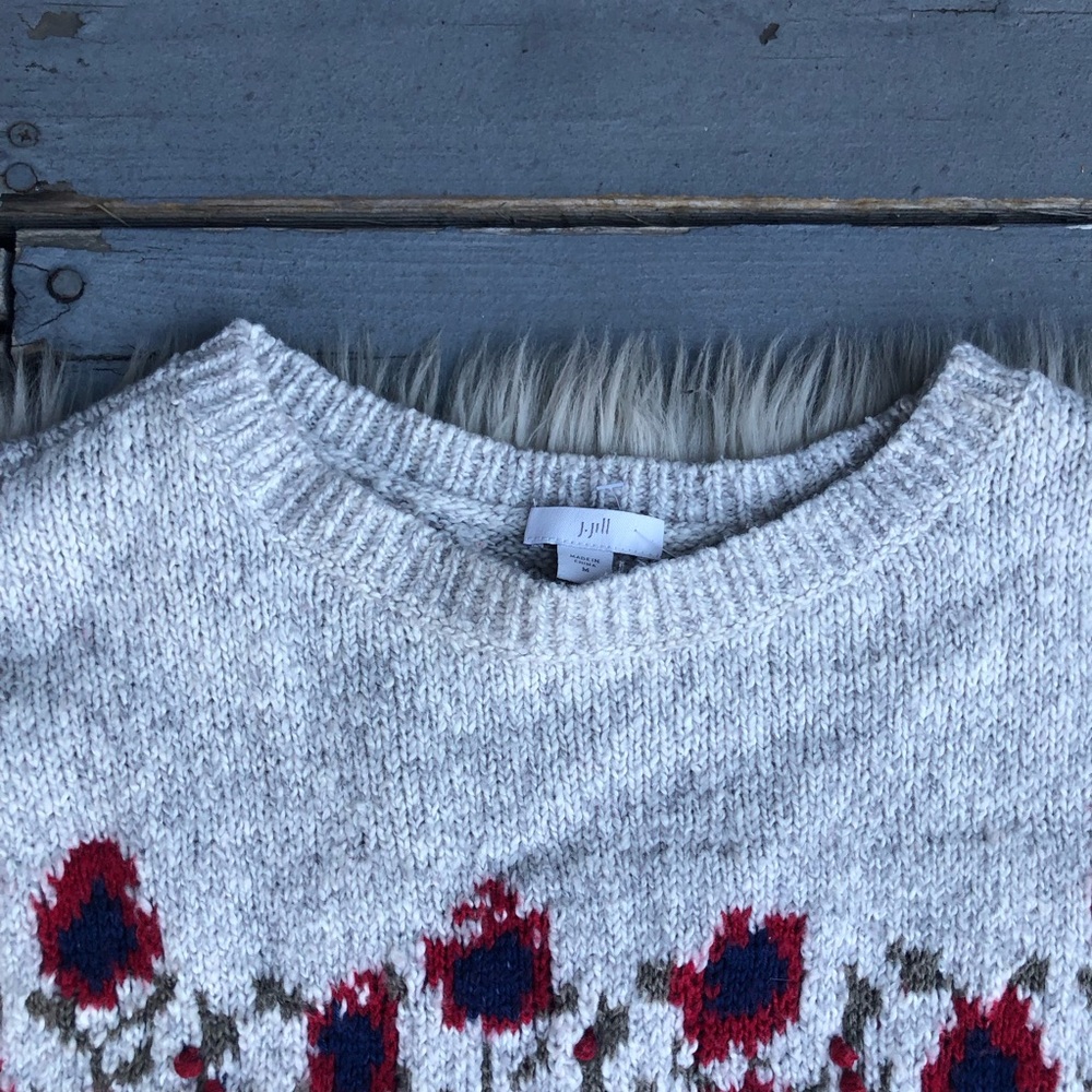 J Jill Pom Pom Embroidery Floral Cozy Crew Neck Cream Beige Red Sweater size M - Picture 3 of 11
